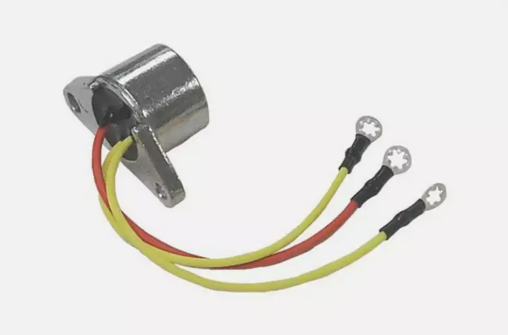 Jännitteensäädin/Tasasuuntaaja/Rectifier & Lead Assy Evinrude/Johnson - Varaosat ja lisävarusteet - 50450 - 1