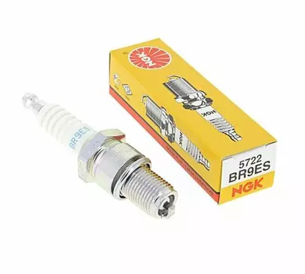 Sytytystulppa BR9ES Yamaha Moto 94701001 - Yamaha muut - 17410 - 1