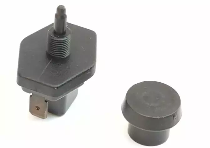 Katkaisija/Switch Volvo Penta - Sisäperämoottorin Sähköosat - 6971 - 1