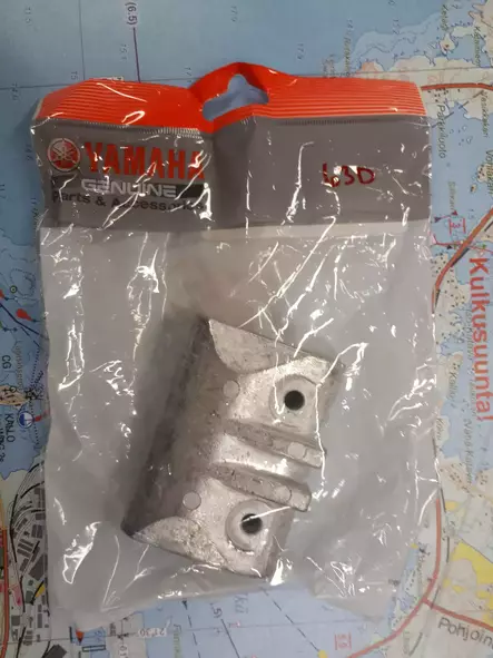 Anodi Yamaha runkoon Bracket 40V 50H F40A F50A FT50B - Yamaha sinkkianodit - 16471 - 1