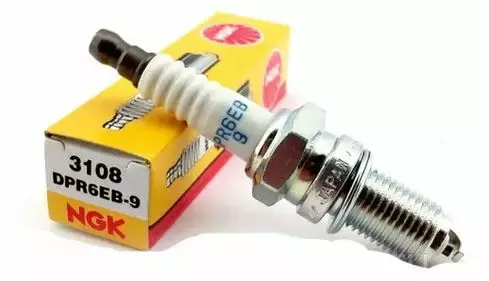 Sytytystulppa DPR6EB-9 4-T Yamaha F15/40 - Yamaha muut - 15272 - 1