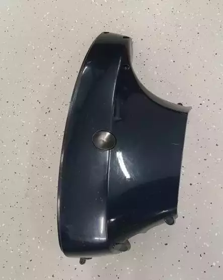 KÄYTETTY-Cover Side STBD Black Suzuki DF - Suzuki osat perämoottorille - 42802 - 1