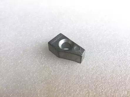 Anodi Yamaha lohkoon 20C 25B 25D 25V 30A-H - Yamaha sinkkianodit - 37473 - 1