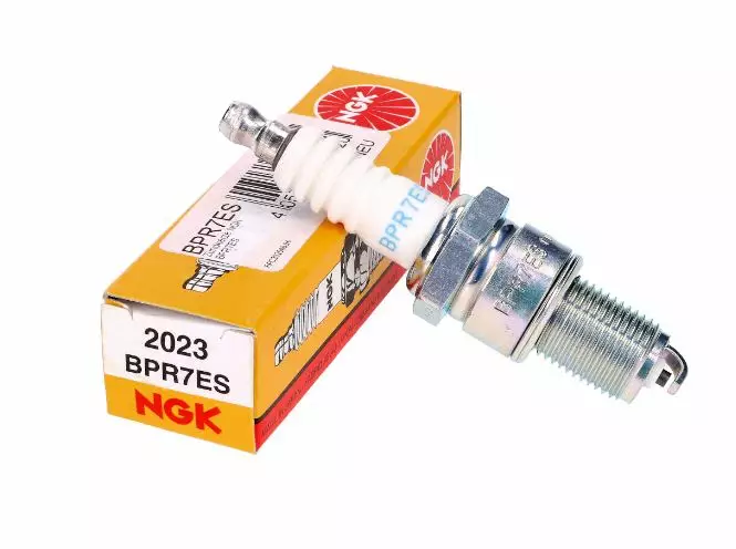 Sytytystulppa BPR7ES Yamaha Moto 947010021800 - Yamaha muut - 23243 - 1