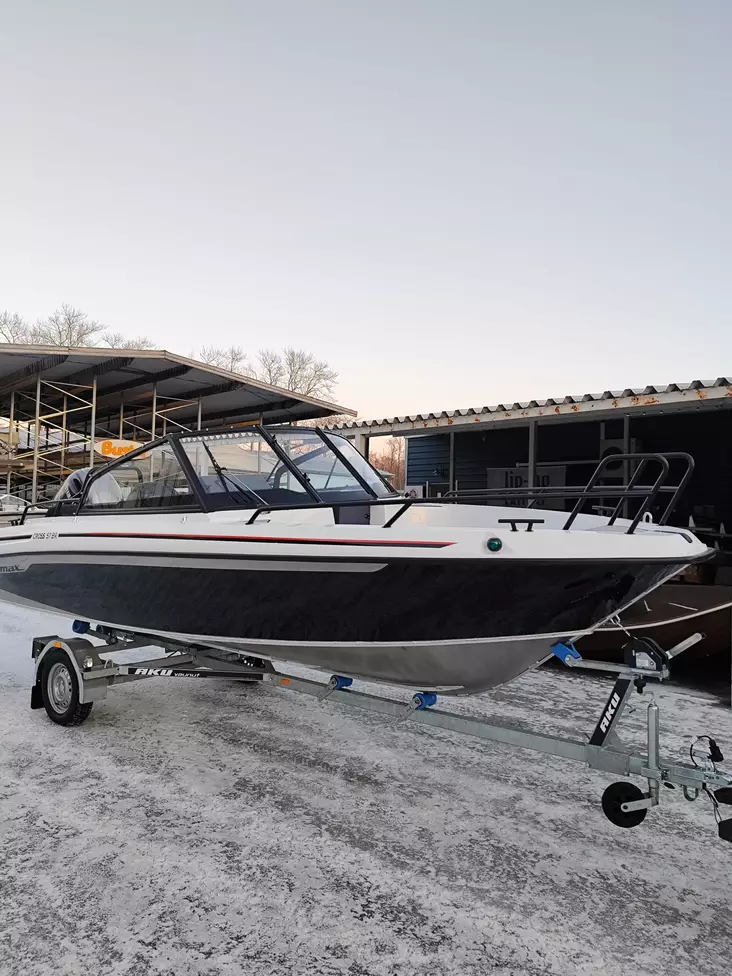 Yamarin Cross 57 Bow Rider V-max 2023 Yamaha VF115hv perämoottori - Yamarin Cross Alumiiniveneet - 39773 - 1