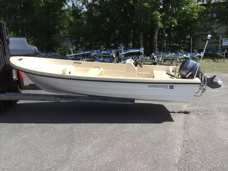 Rönnqvist 15R Pro vene Ohjauspulpetilla - Rönnqvist Lasikuituveneet - 27804 - 1