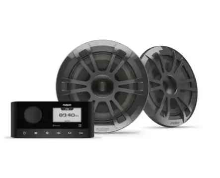 Fusion-stereo- ja kaiutinsarja MS-RA60- ja EL Sports -kaiutinsarja - Garmin vene-elektroniikka - 50434 - 1