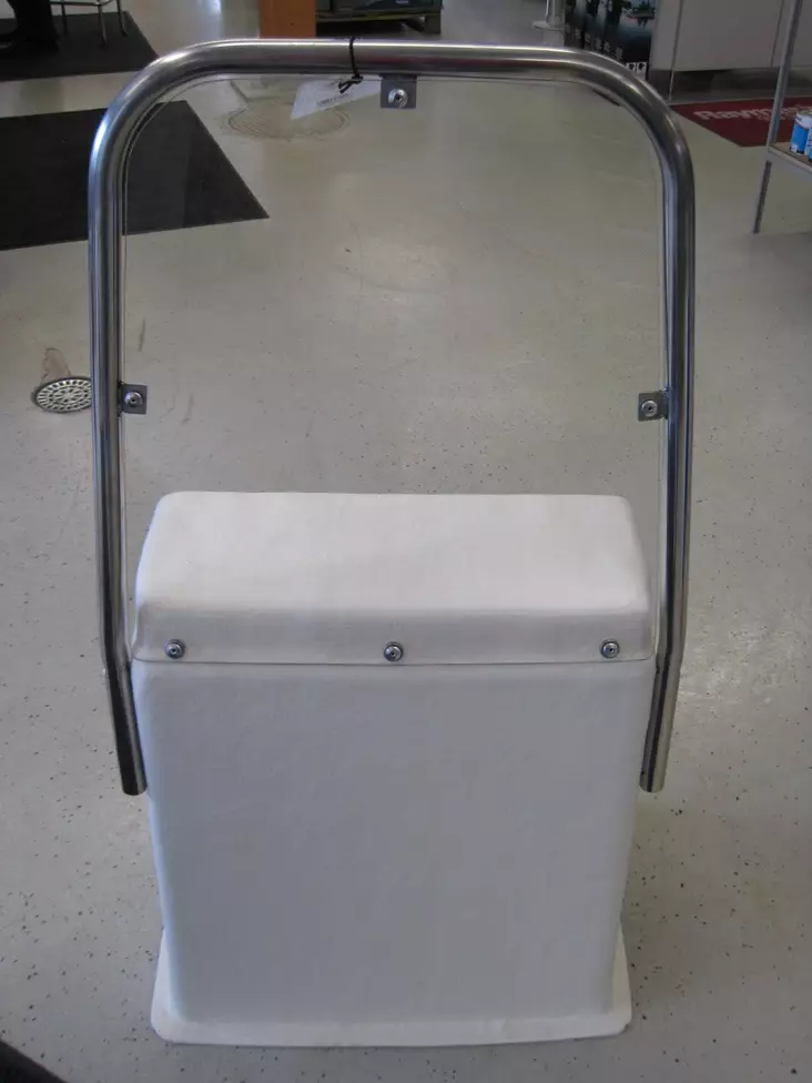 Ohjauspulpetti yleismalli sis. tuulilasi+kaari - Ohjaustarvikkeet - 28234 - 1