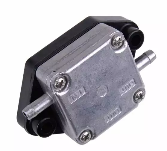 Polttoainepumppu/Pump Assy Fuel Suzuki DF4 DF5 DF6 4-Tahti - Suzuki osat perämoottorille - 42844 - 1