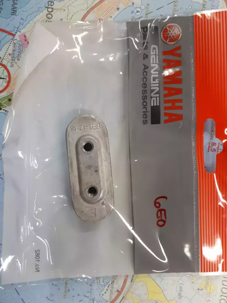 Anodi Yamaha Lower Casing 9.9D 8C 6C 15D - Yamaha sinkkianodit - 6115 - 1