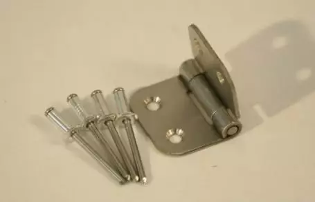 BUSTER. Sivupenkin Sarana RST 40x57mm - Venemerkkien alkuperäisosat - 5605 - 1