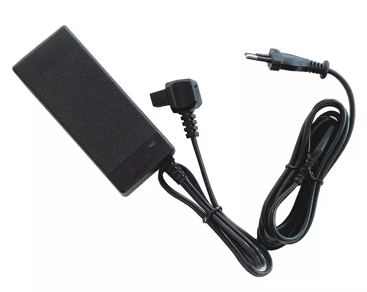 LTC KYLMÄLAATIKON VARAKAAPELI 230V - Veneen LVI - M9514602135 - 1