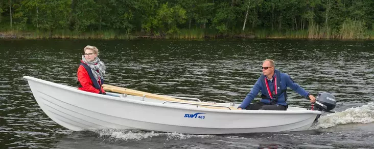 Suvi 465 Soutuvene Sadevesityhjentyvä sis. Airot - Suvi Lasikuituveneet - 33125 - 1