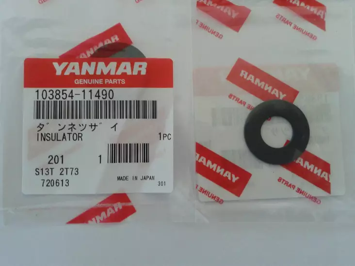 Yanmar Suutin tiiviste Insulator 2Q 2QM20 YSB8 YSB12 - Yanmar moottorin alkuperäisosat - 34645 - 1
