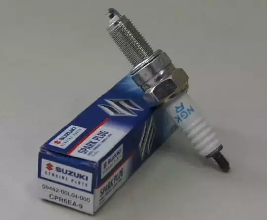 Sytytystulppa CPR6EA Suzuki F4-F30 (09482-00L04-000) - Perämoottorin Sähköosat - 34566 - 1