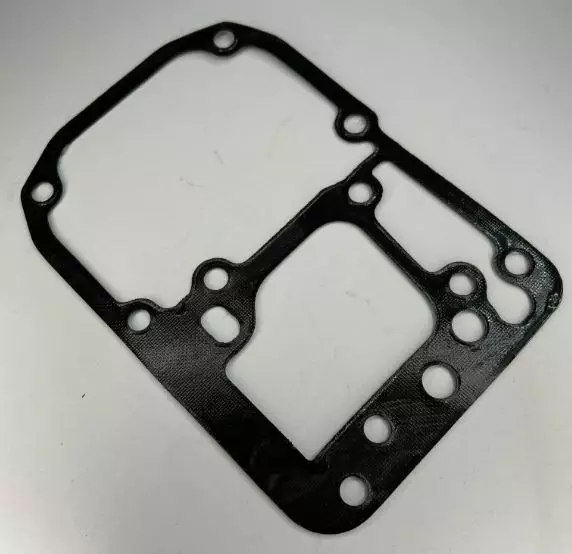 Tiiviste Pakokammio/Exhaust Housing Gask - Evinrude/Johnson osat perämoottoreille - 9746 - 1