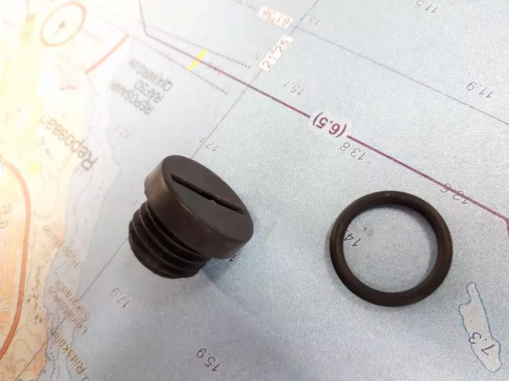 Buster. perätulppa (myös 46-3320) - Venemerkkien alkuperäisosat - 5646 - 1