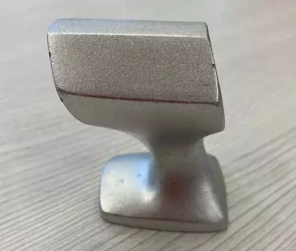 Jukova Kaidehela 36x46mm 22mm Putkelle Päättyvä Alumiini - Kaide- ja kuomuhelat - 8657 - 1