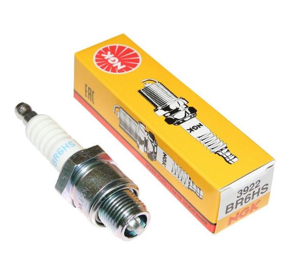 Sytytystulppa BR6HS Yamaha 4T F2,5A/F4A 947020024800 - Yamaha muut - 7578 - 1