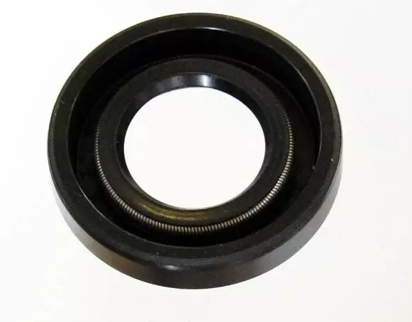 Stefa Potkuriakseli/Seal Oil Suzuki (17X30X6) DF8 DF9.9 DF15 DF20 - Suzuki osat perämoottorille - 37108 - 1