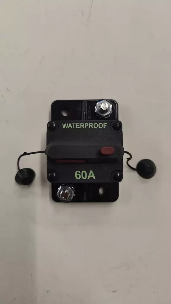 Manuaali/Automaattisulake 60A - Sähköperämoottorit - 40699 - 1