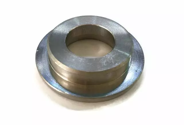 Painelevy/Spacer 1 Potkuriin Yamaha 20C/25D/30A - Yamaha muut - 5919 - 1