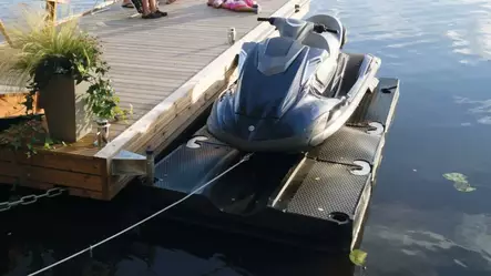 LAITURI Kiinnityssarja Jettilaiturille (180mm) Lip-Lap - Laituritarvikkeet - 30999 - 2